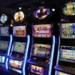 Perbedaan Antara Slot Gratis dan Slot Uang Asli